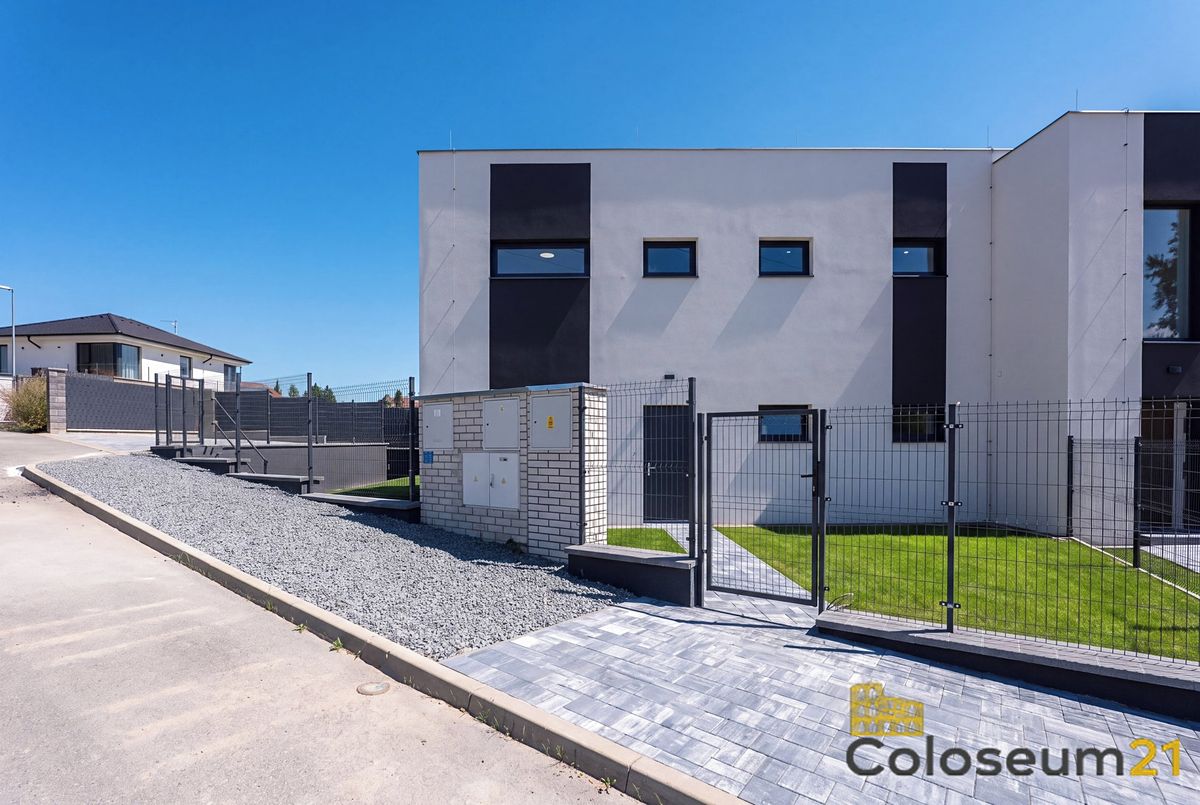 Prodej rodinného domu 160 m², pozemek 400 m² – fotografie 3