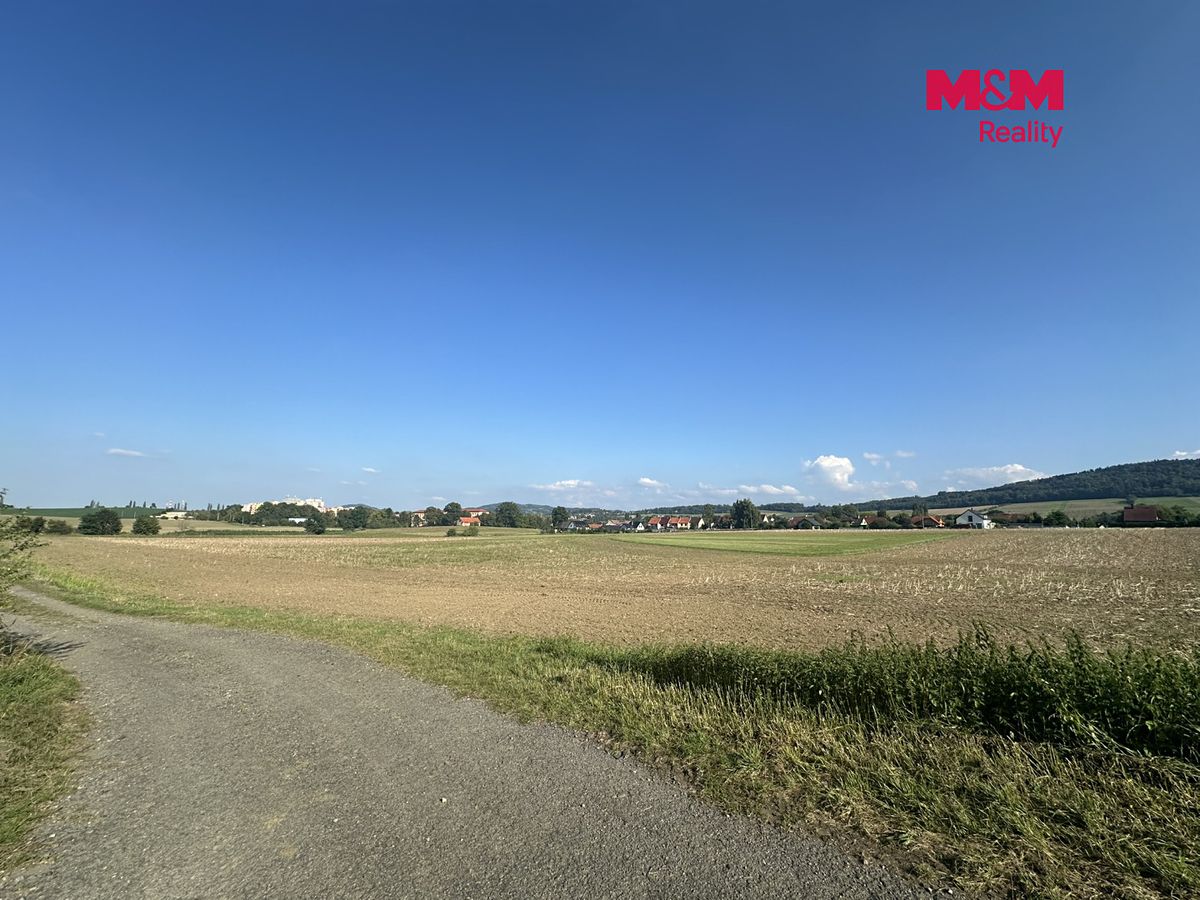 Prodej komerčního pozemku 2032 m² – fotografie 2