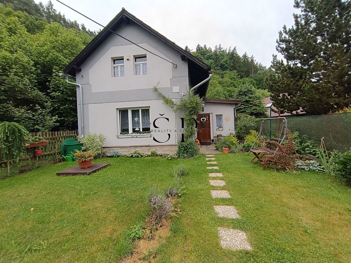 Prodej chalupy 240 m², pozemek 386 m²