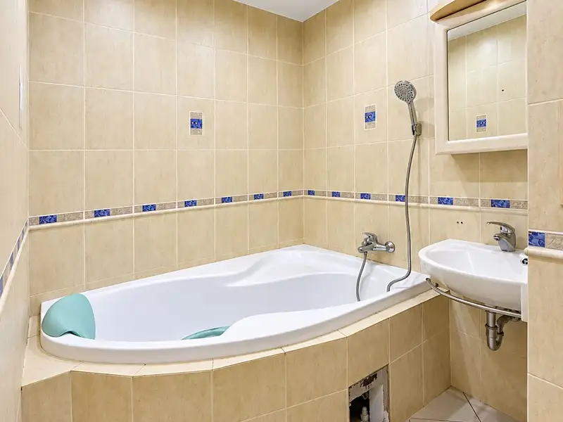 Pronájem bytu 2+1 62 m², Chomutov – náhled fotky 2