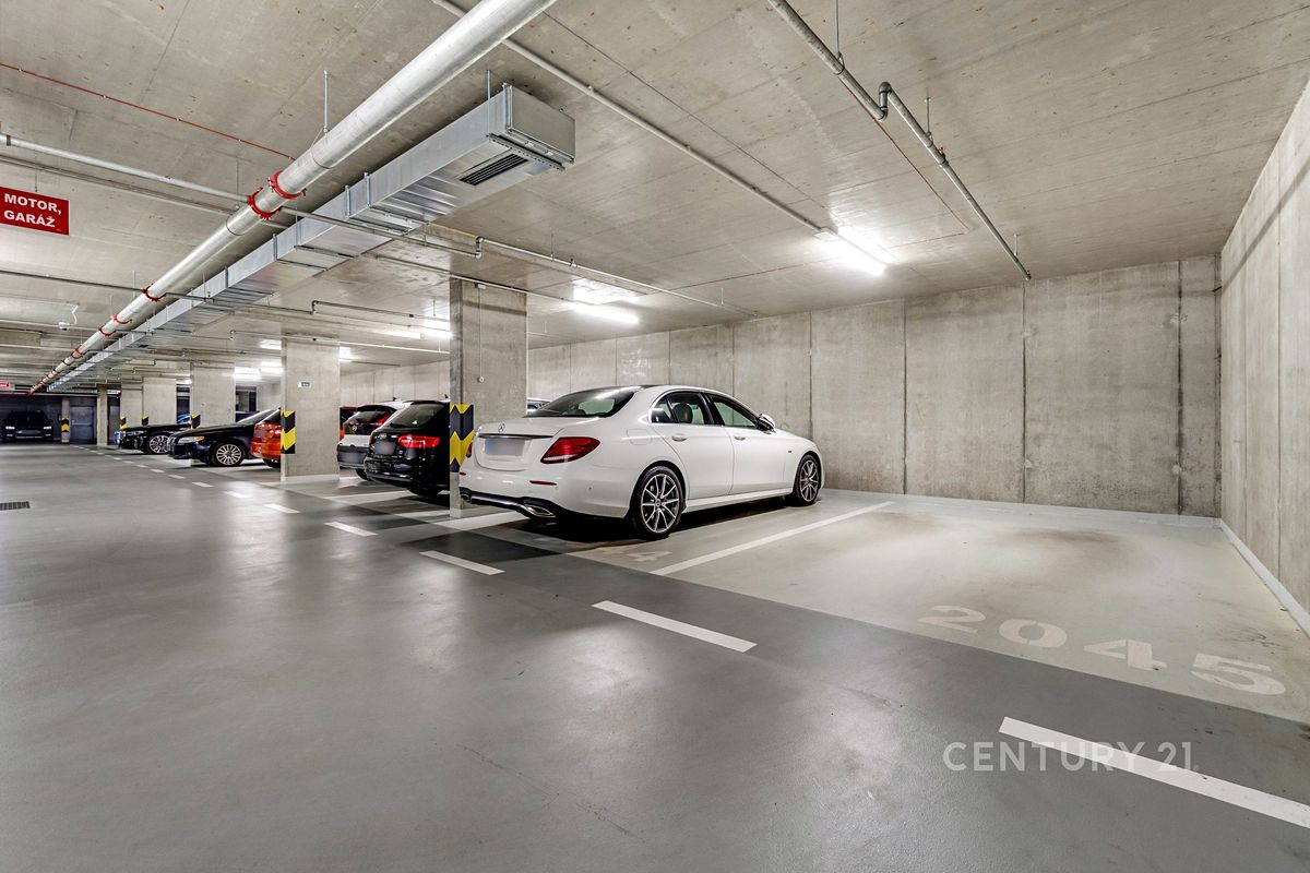 Pronájem bytu 2+kk 57 m² – fotografie 3