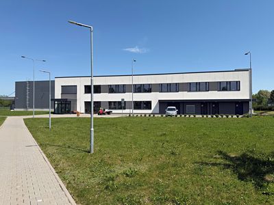 Pronájem výrobní haly, prostoru 8955 m²