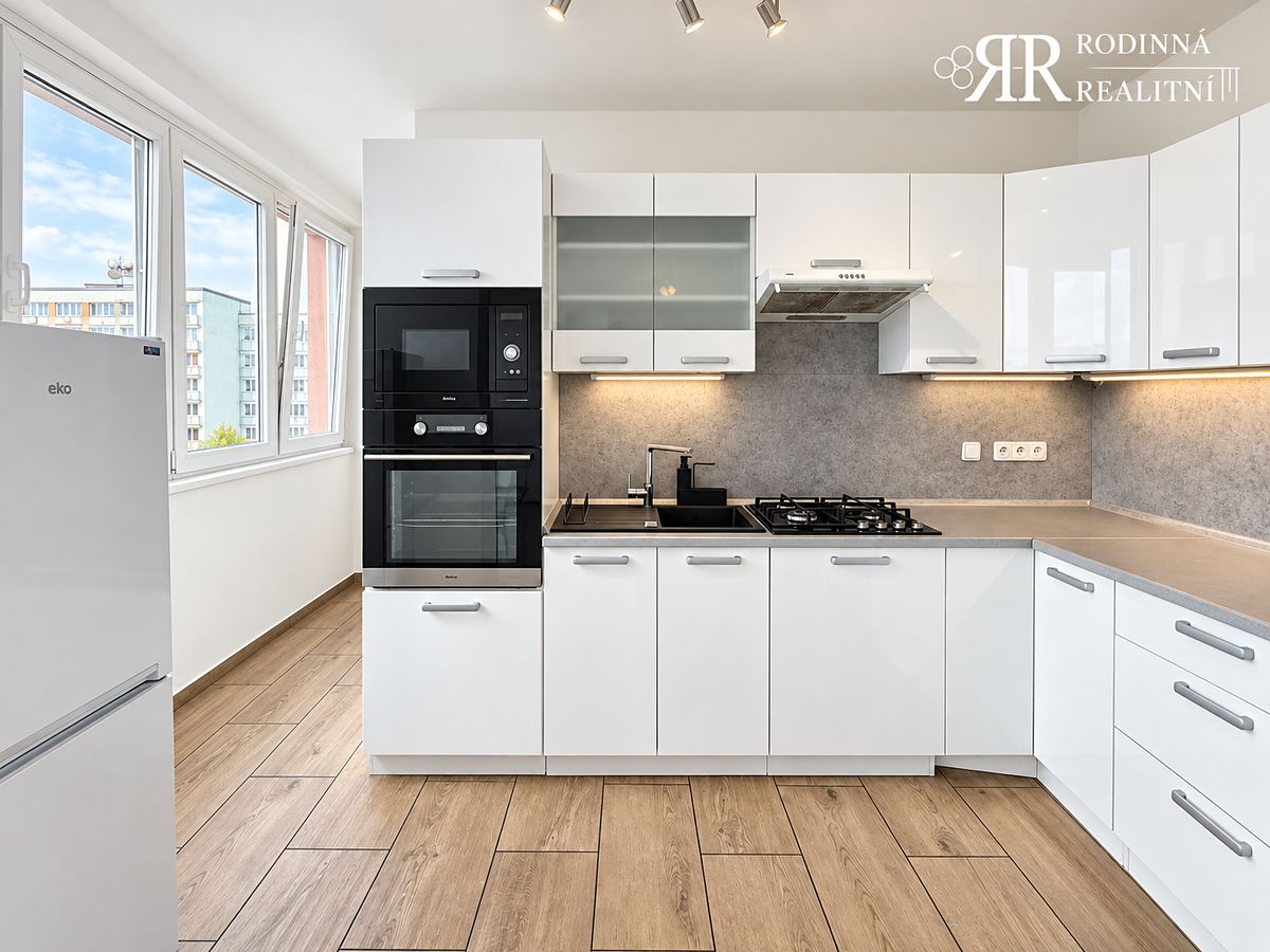 Pronájem bytu 2+kk 40 m² – fotografie 4