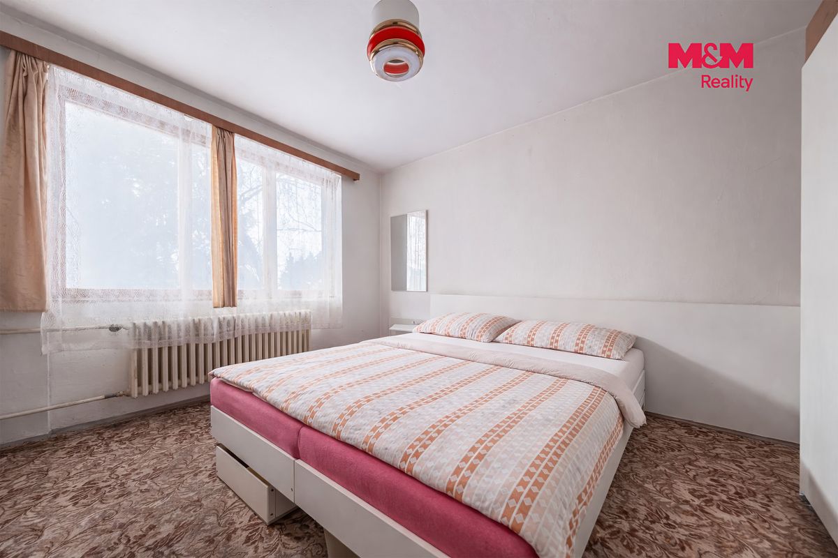 Prodej rodinného domu 160 m², pozemek 880 m² – fotografie 5