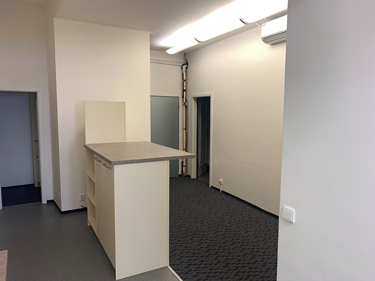 Комерційне приміщення в оренду, 119 м² (12 з 22)