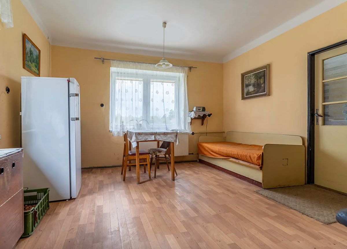 Prodej rodinného domu 125 m², pozemek 1228 m² – fotografie 4