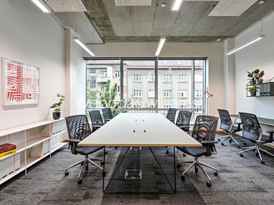 Pronájem kanceláře 1547 m²