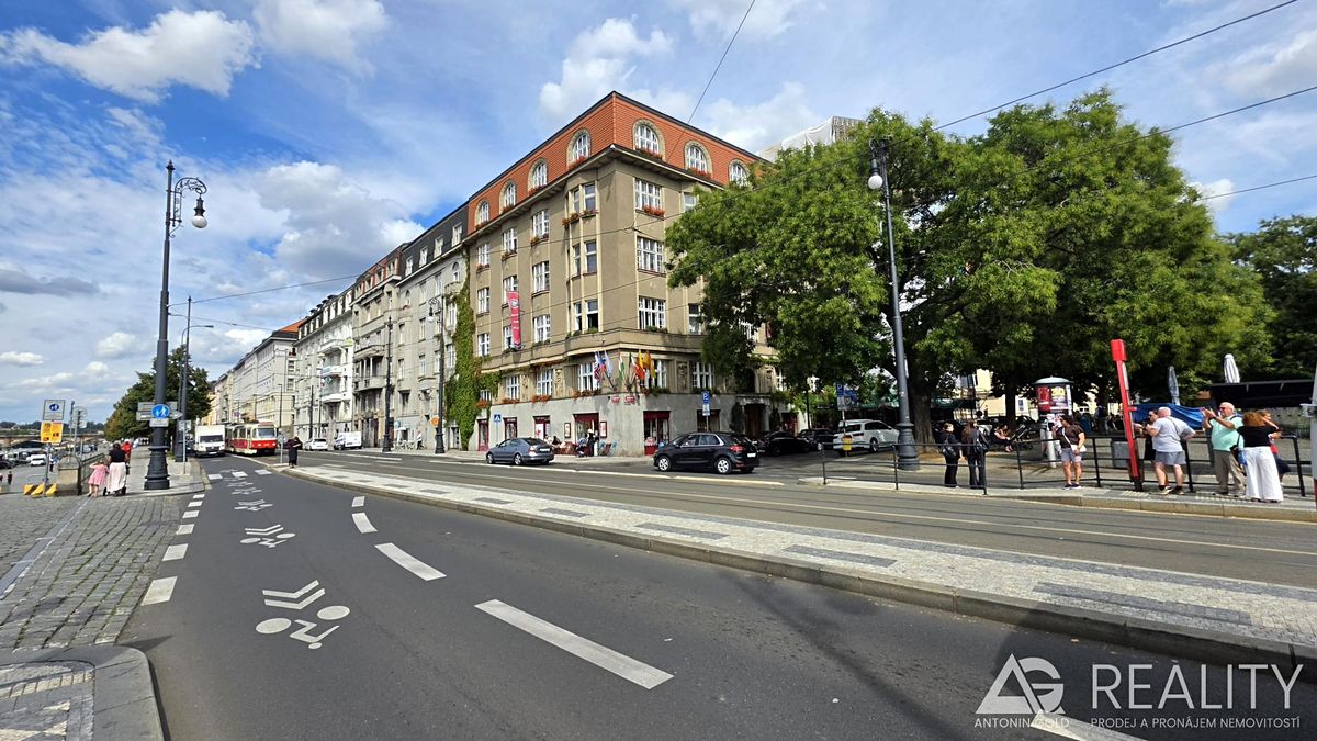 Pronájem bytu 4+kk 123 m²