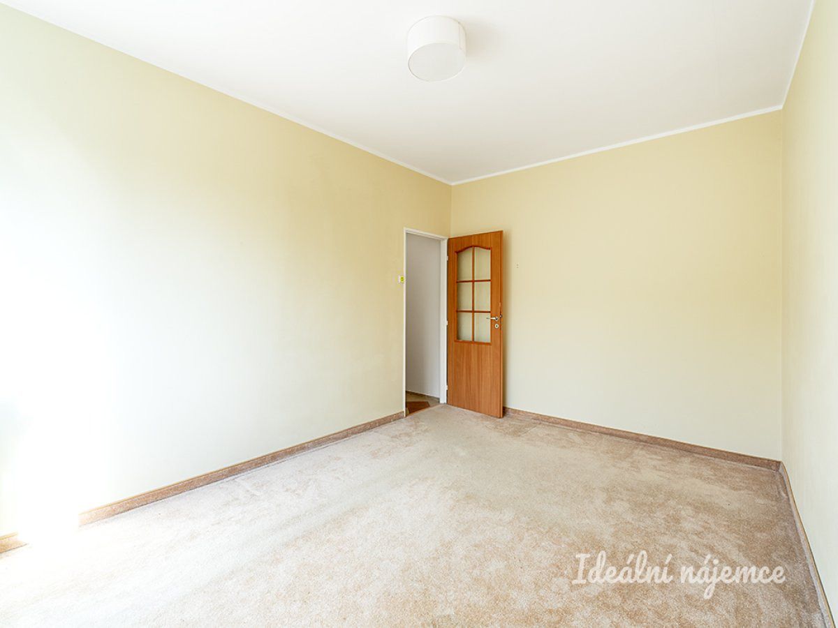 Pronájem bytu 2+1 55 m² – fotografie 3