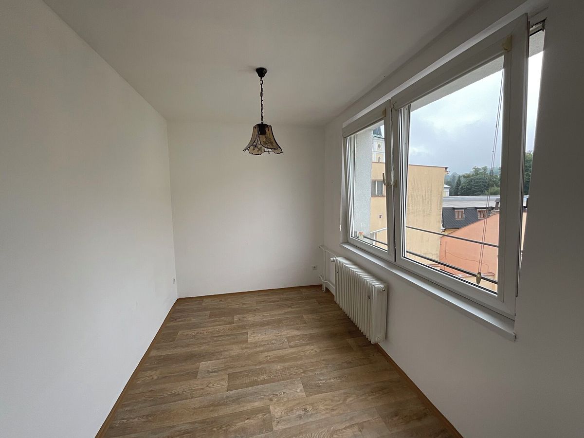 Pronájem bytu 2+1 45 m² – fotografie 4
