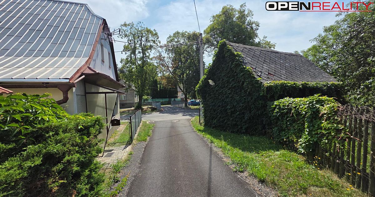Prodej rodinného domu 180 m², pozemek 958 m² – fotografie 3