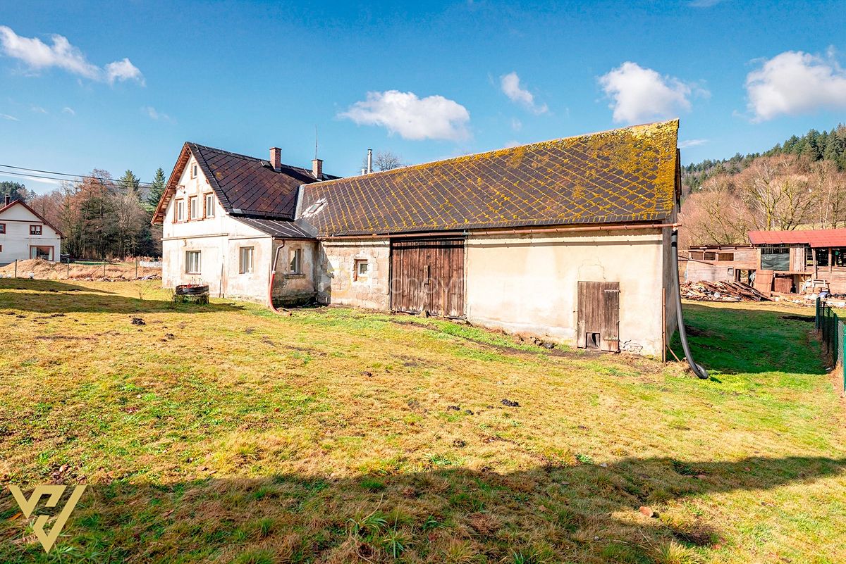 Prodej rodinného domu 420 m², pozemek 3375 m² – fotografie 3