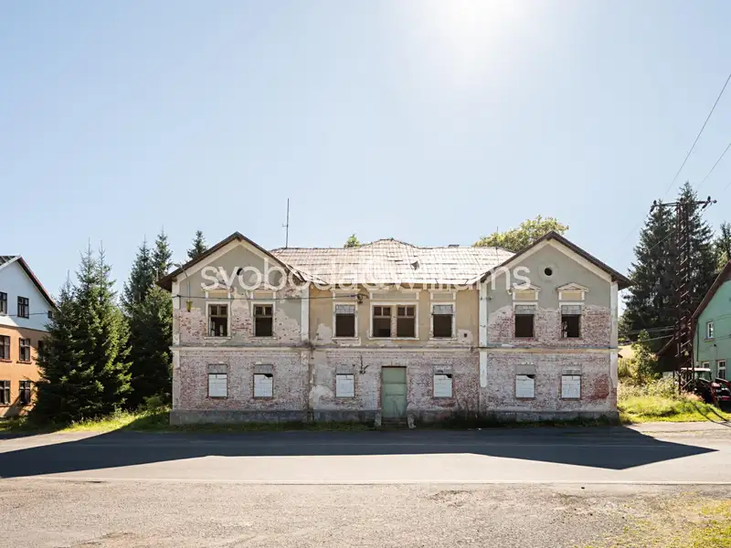 Prodej rodinného domu 779 m², pozemek 1415 m², Přebuz – náhled fotky 1