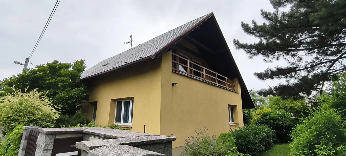 Prodej rodinného domu 250 m², pozemek 911 m²