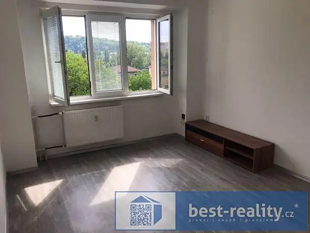 Prodej bytu 1+1 40 m², Kralupy nad Vltavou – náhled fotky 3