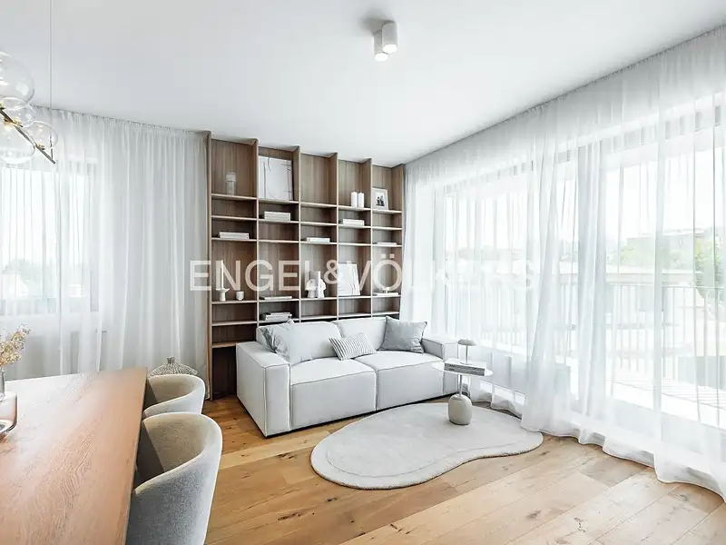 Prodej bytu 2+kk 58 m², Praha – náhled fotky 1