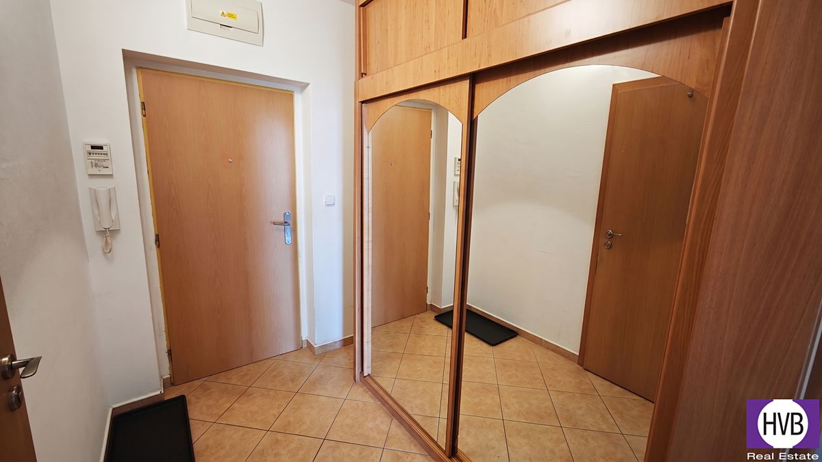 Prodej bytu 1+kk 32 m² – fotografie 3