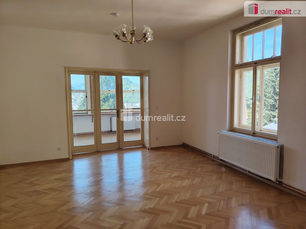 Pronájem bytu 3+1 106 m² – fotografie 2