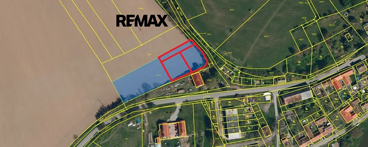 Prodej stavebního pozemku 900 m²