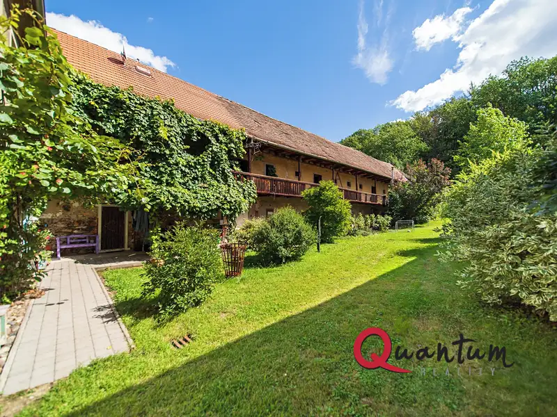 Prodej rodinného domu 180 m², pozemek 1906 m², Dolany nad Vltavou – náhled fotky 3