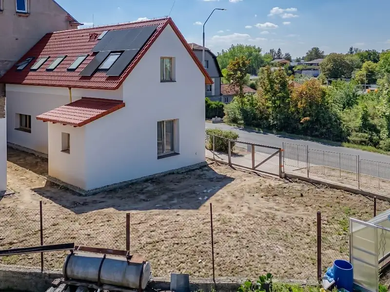 Prodej rodinného domu 125 m², pozemek 310 m², Stříbro – náhled fotky 1