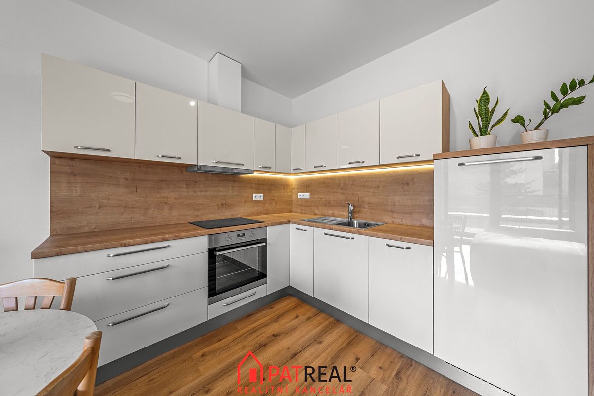 Prodej bytu 2+kk 79 m² – fotografie 2