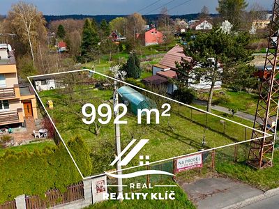 Prodej stavebního pozemku 992 m²