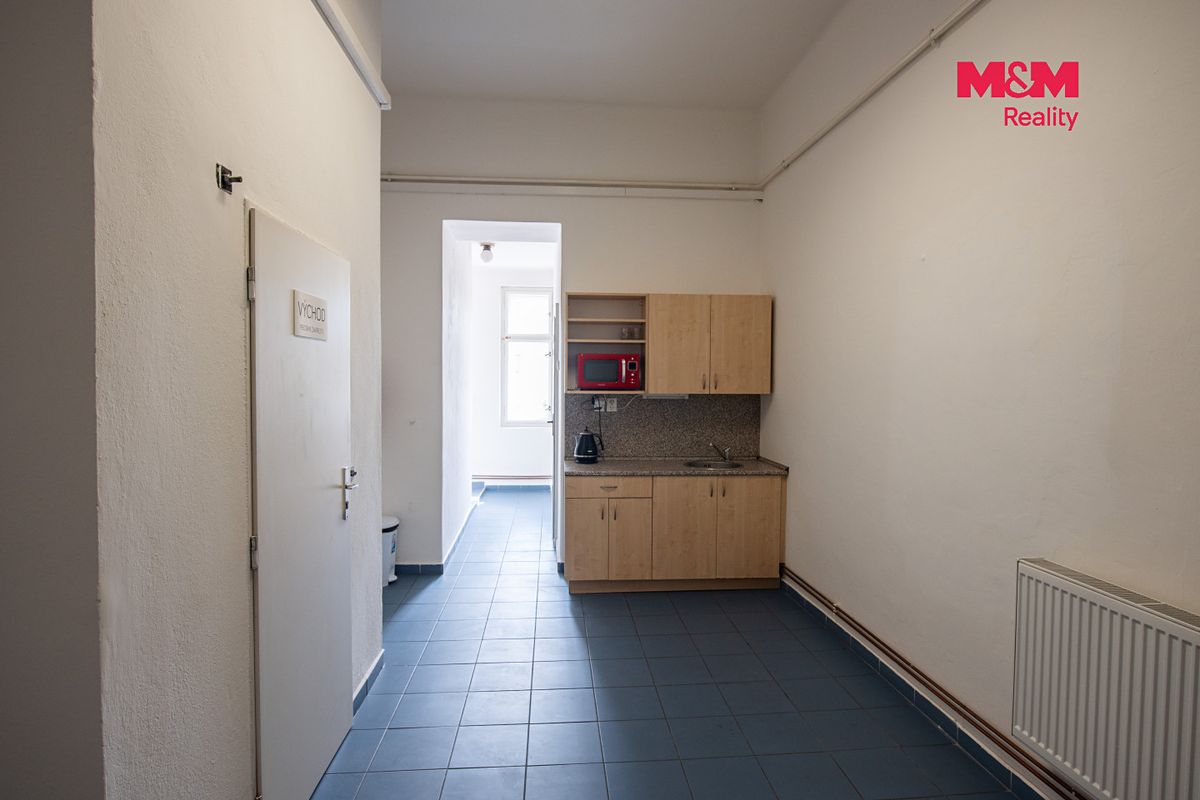 Pronájem kanceláře 15 m² – fotografie 5