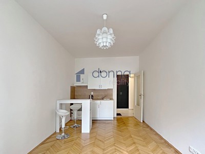 Pronájem bytu 1+kk 25 m²