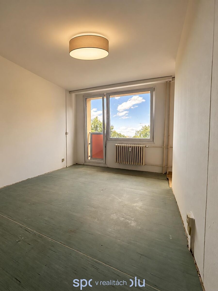 Pronájem bytu 1+kk 30 m² – fotografie 2