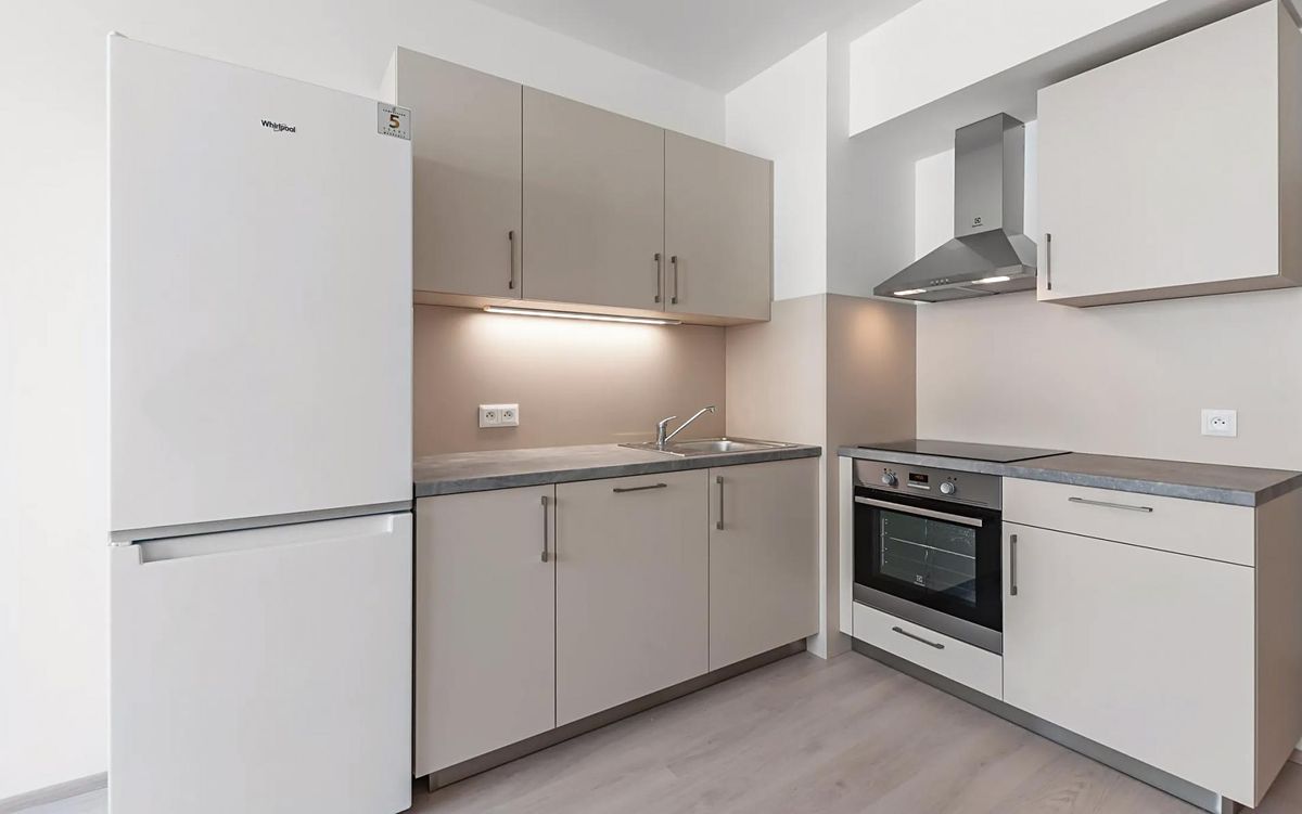 Pronájem bytu 1+kk 32 m² – fotografie 2