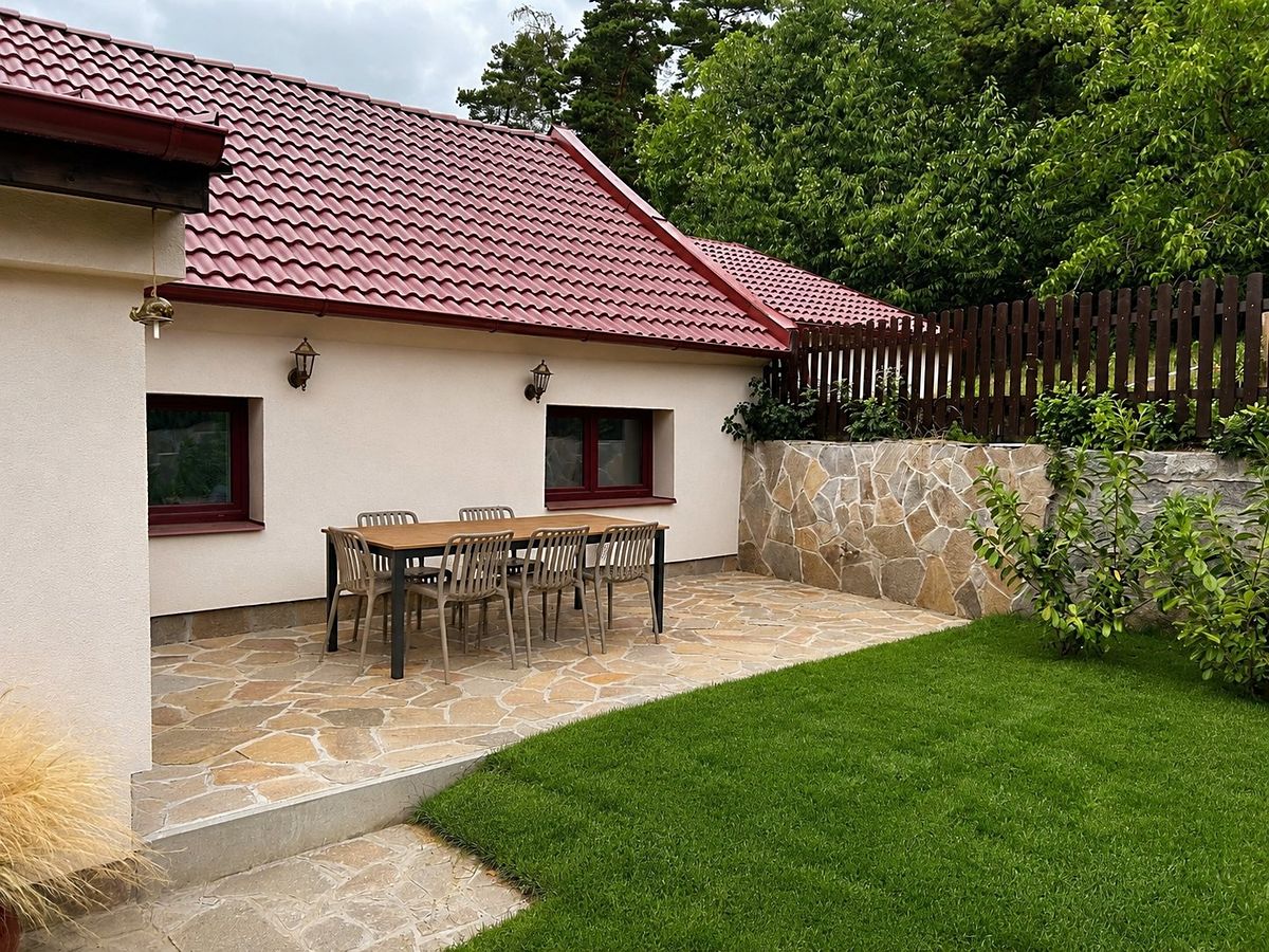 Prodej rodinného domu 166 m², pozemek 2576 m² – fotografie 3