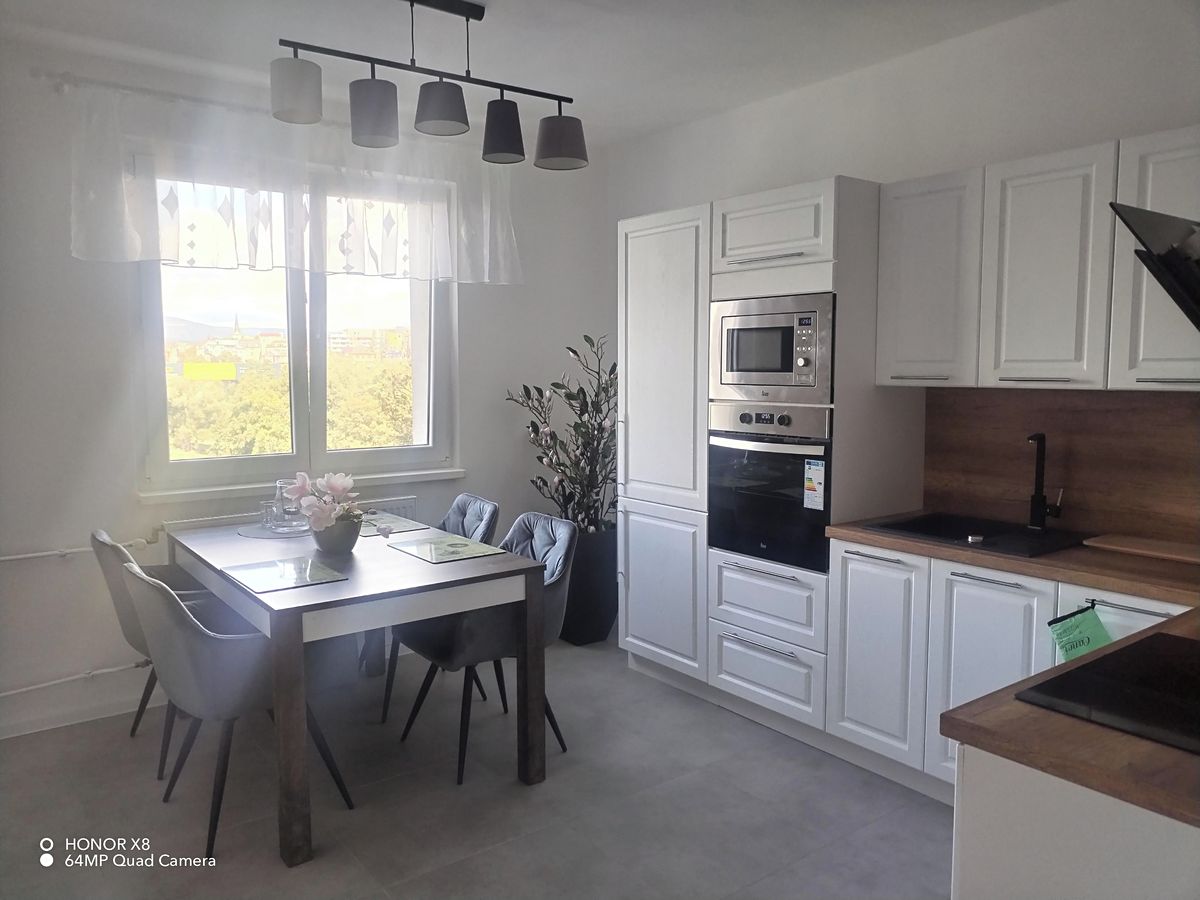 Prodej bytu 2+1 60 m² – fotografie 2