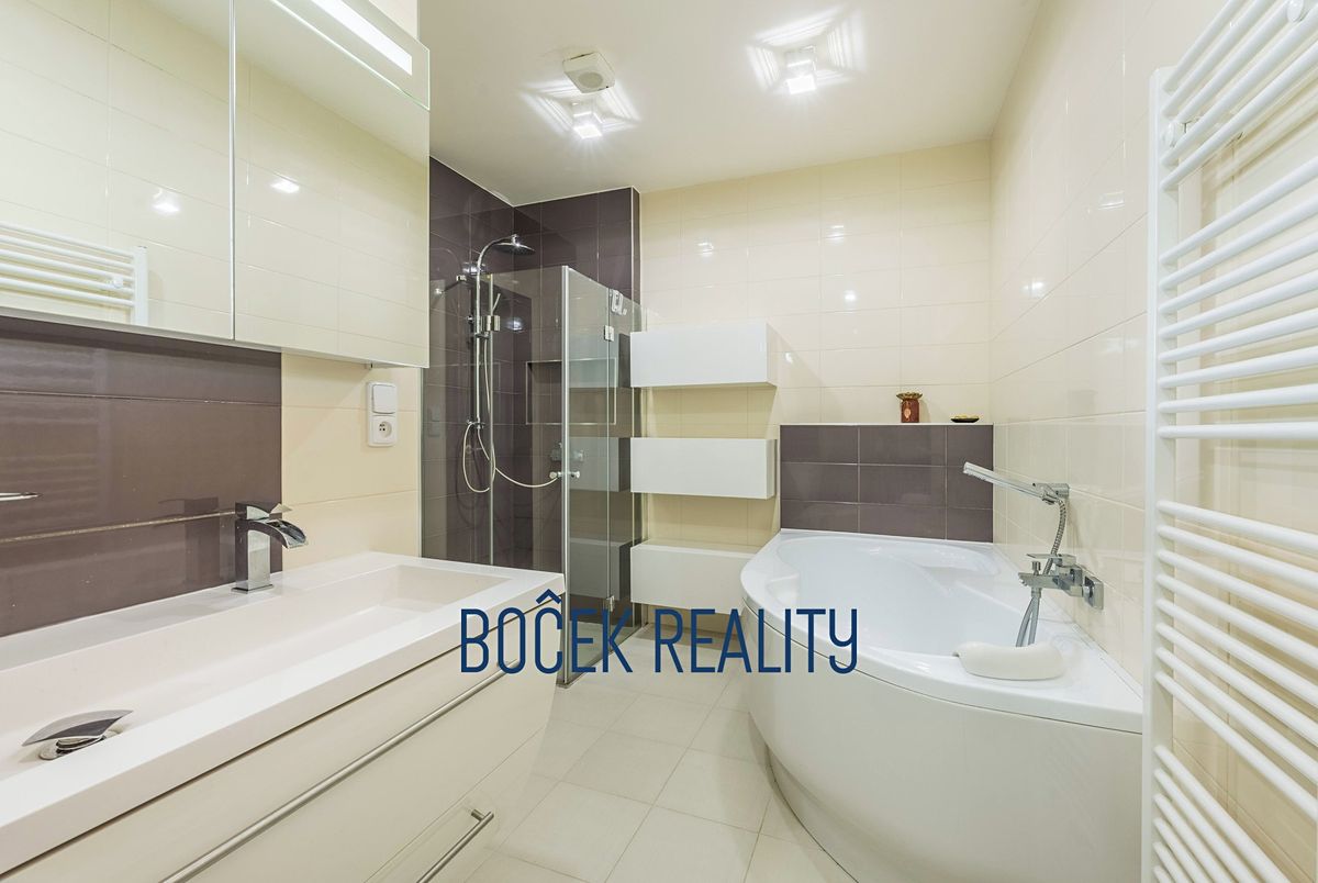 Prodej rodinného domu 116 m², pozemek 1032 m² – fotografie 3