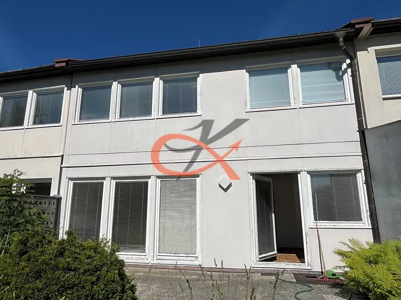 Prodej rodinného domu 138 m², pozemek 204 m², Rožnov pod Radhoštěm – náhled fotky 2