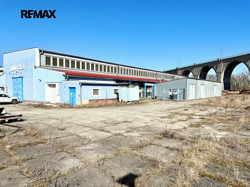 Prodej výrobní haly, prostoru 2491 m², Cheb – náhled fotky 1