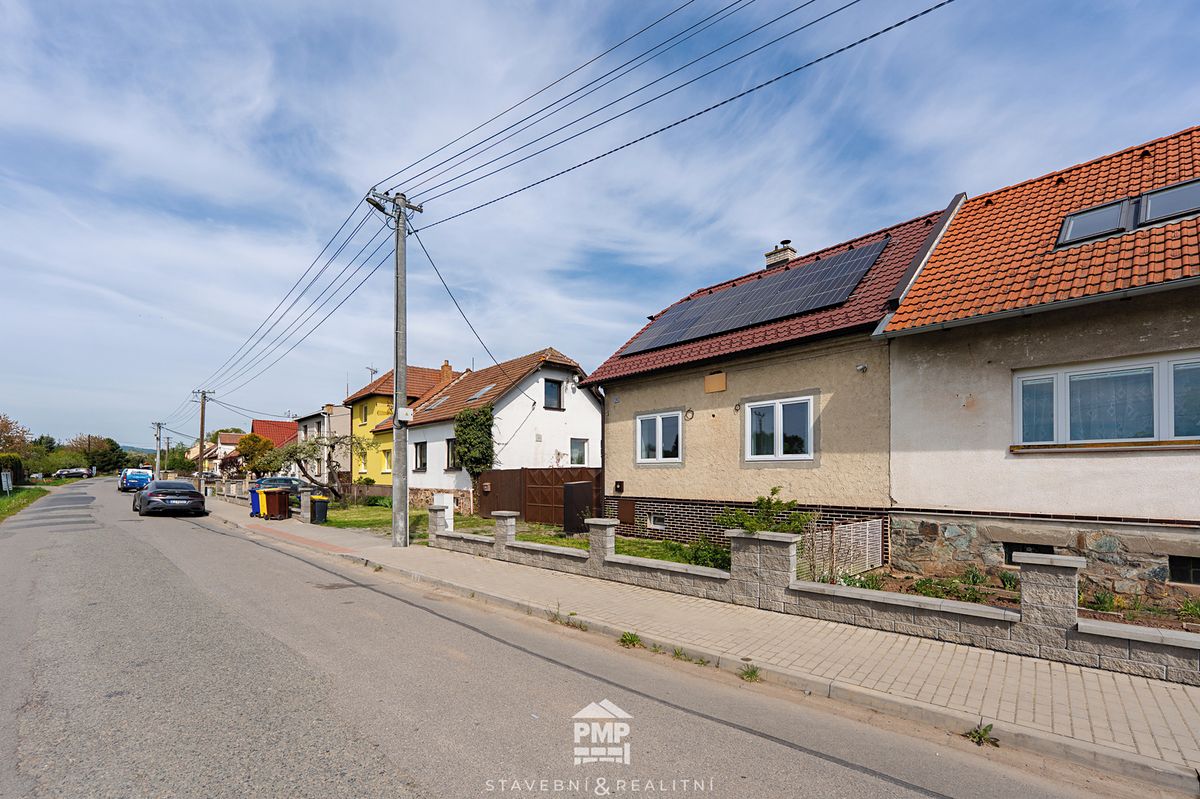 Prodej rodinného domu 184 m², pozemek 648 m² – fotografie 3