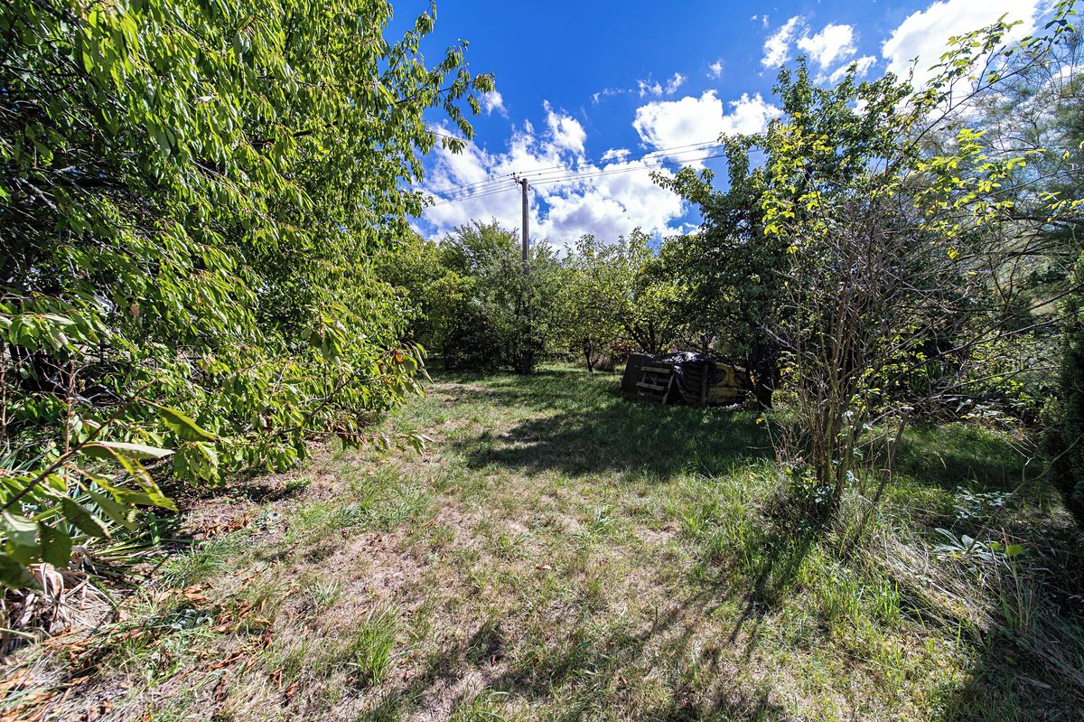 Prodej stavebního pozemku 716 m² – fotografie 2
