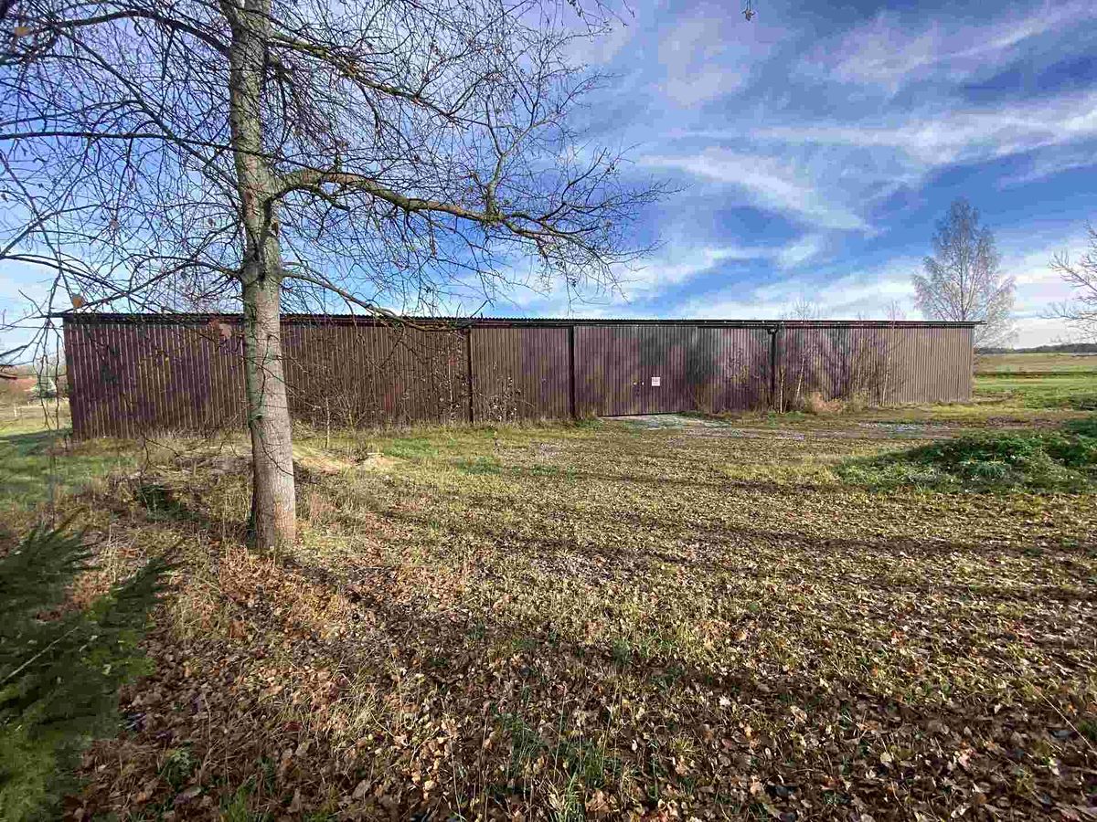 Prodej stavebního pozemku 3703 m² – fotografie 3