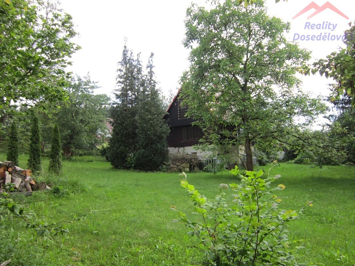 Prodej stavebního pozemku 1599 m² – fotografie 5