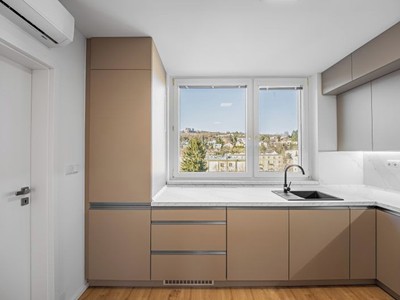 Wohnung 4+kk zum Kauf, 80 m² (2 von 16)