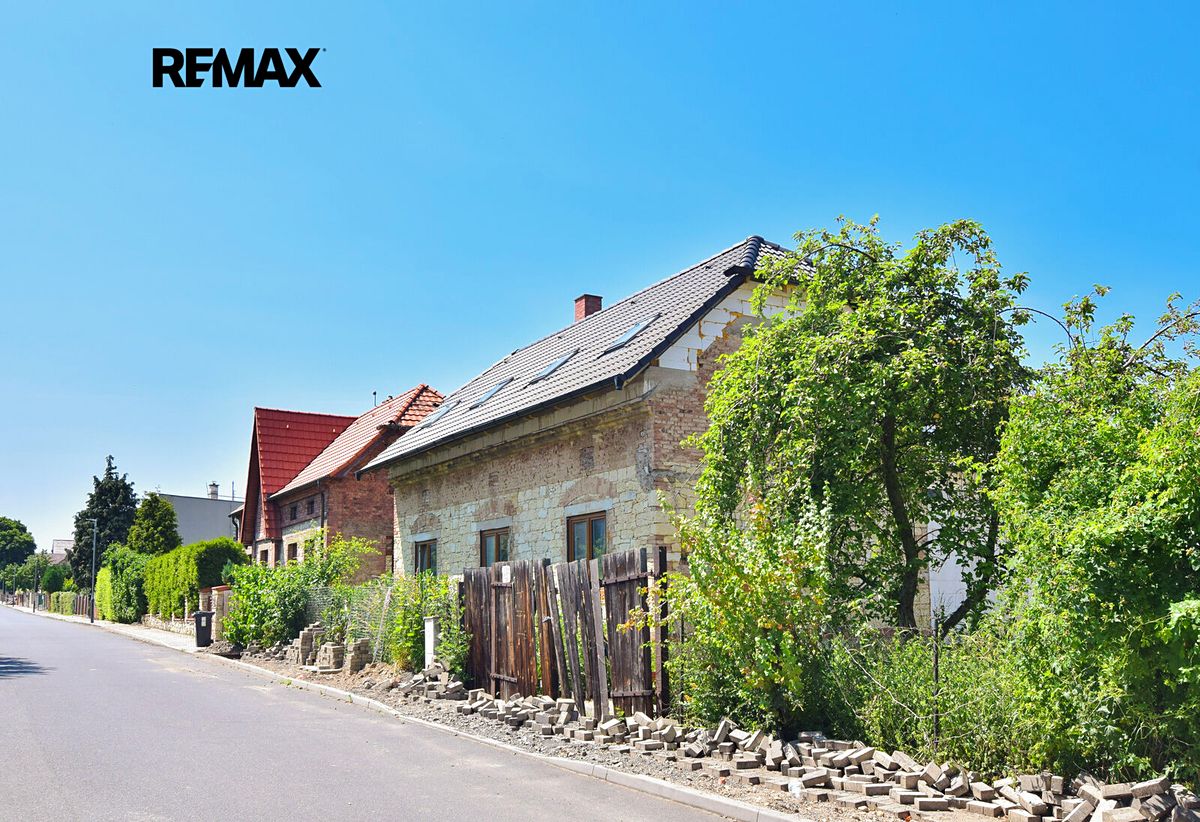 Prodej rodinného domu 328 m², pozemek 666 m² – fotografie 5