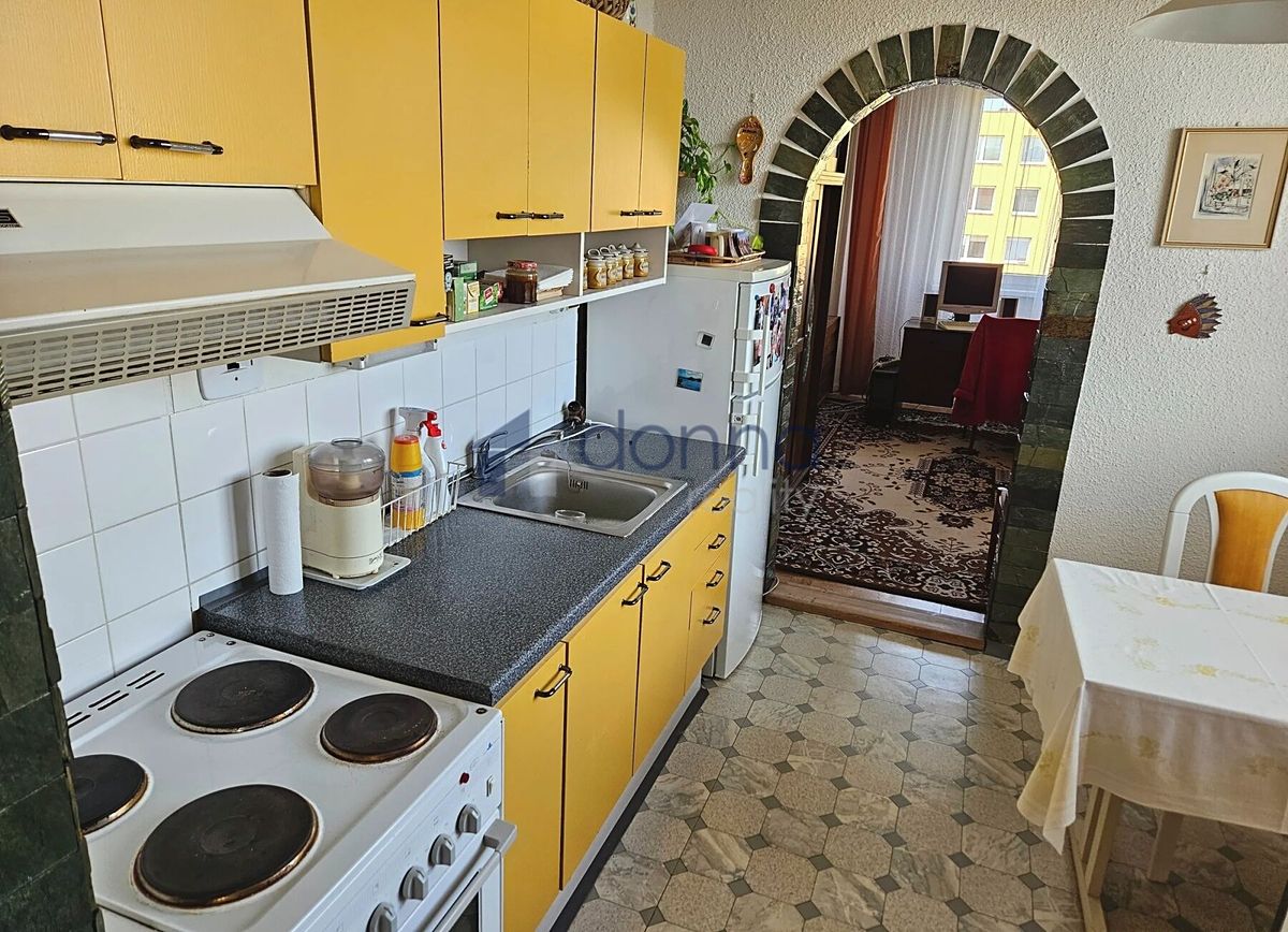 Pronájem bytu 3+1 80 m² – fotografie 2