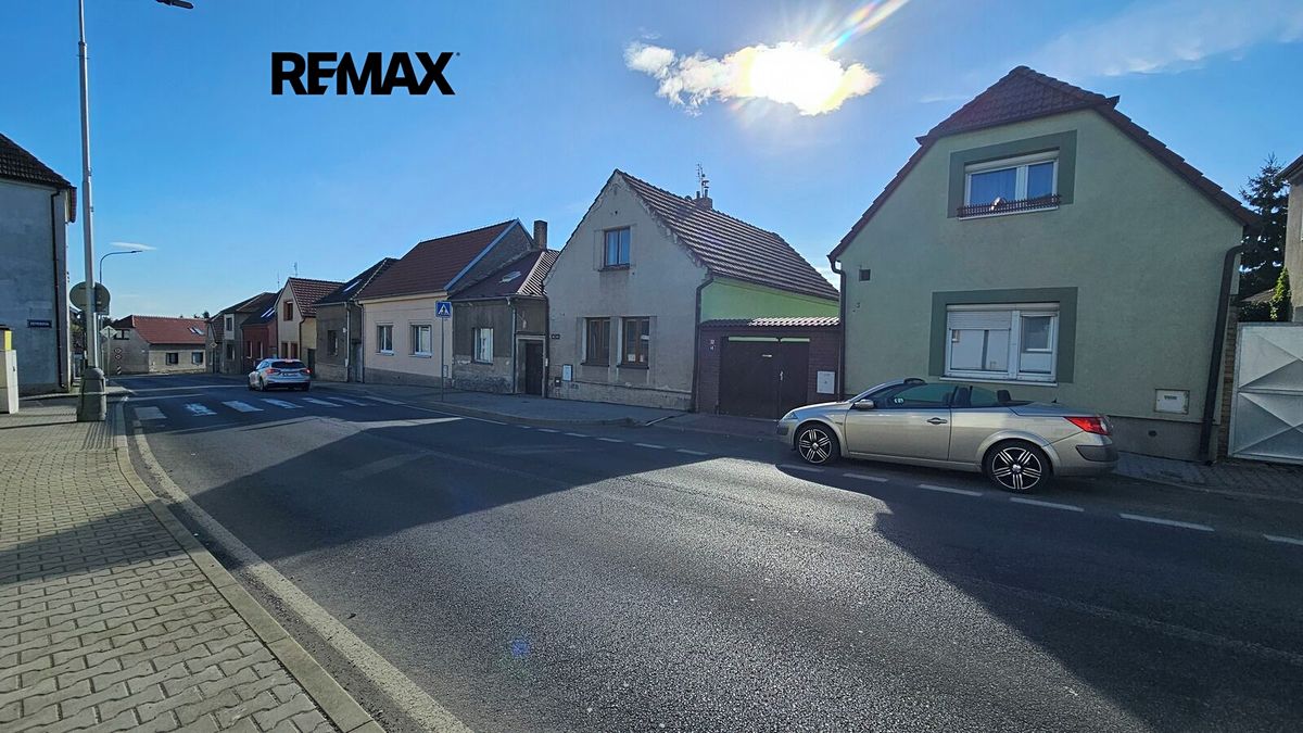 Prodej rodinného domu 93 m², pozemek 170 m² – fotografie 2