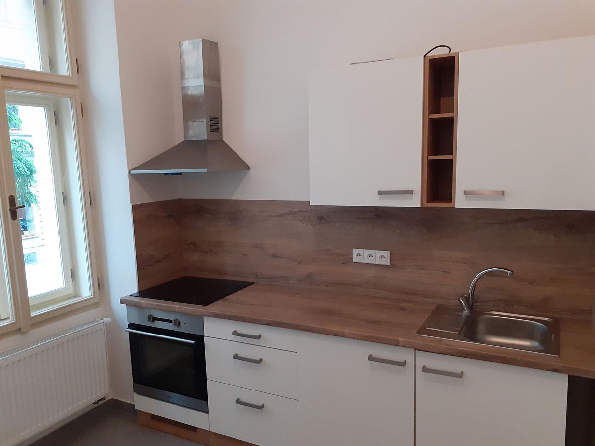 Pronájem bytu 1+1 49 m²