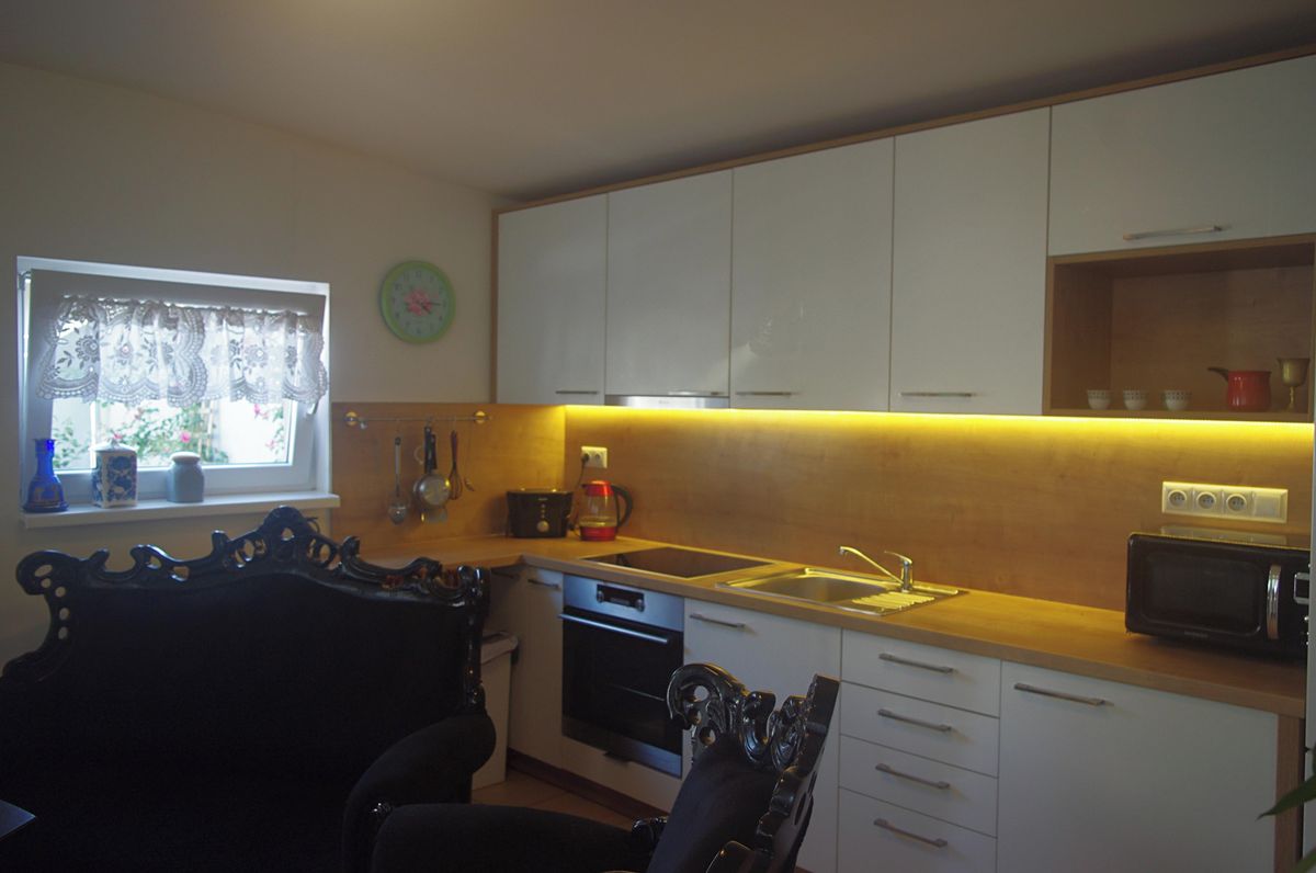 Pronájem bytu 2+kk 46 m² – fotografie 3