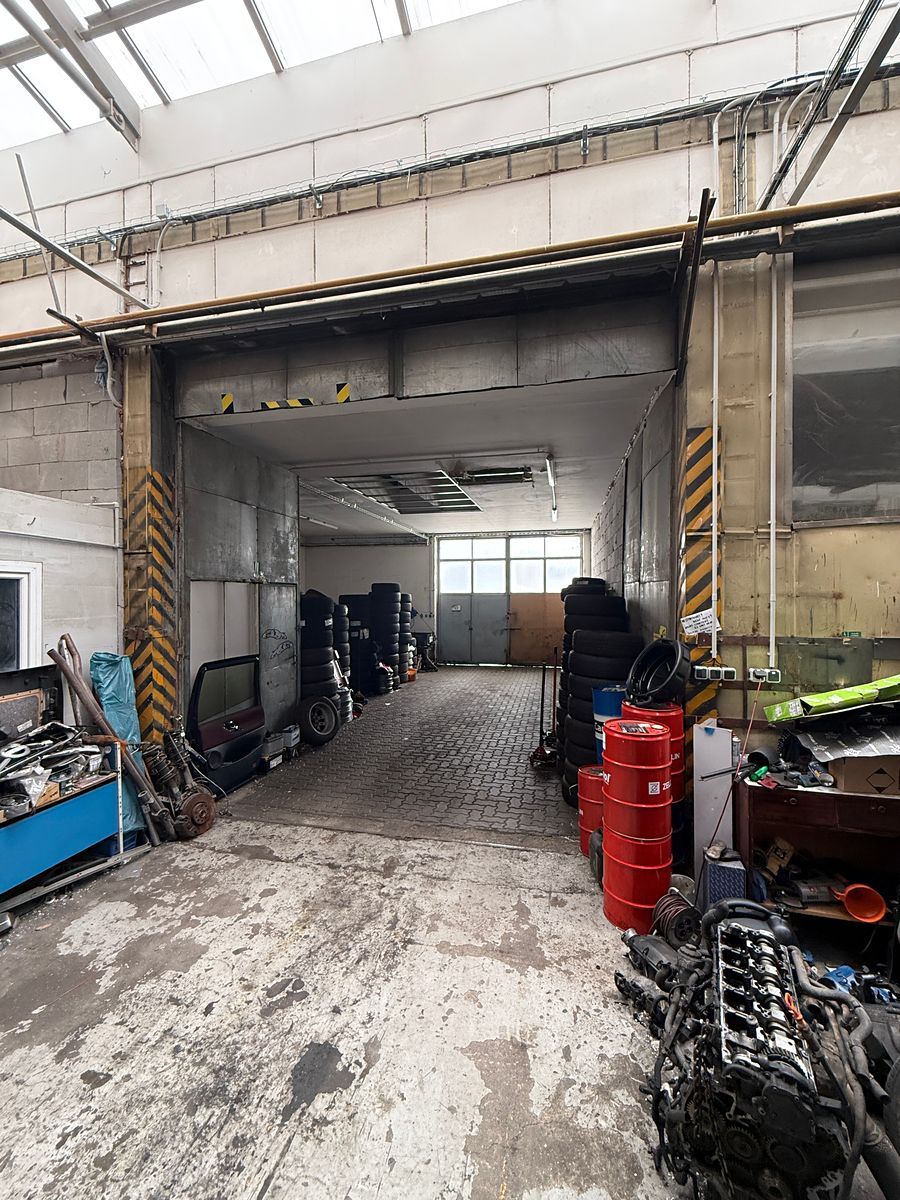 Pronájem skladového prostoru 357 m² – fotografie 3