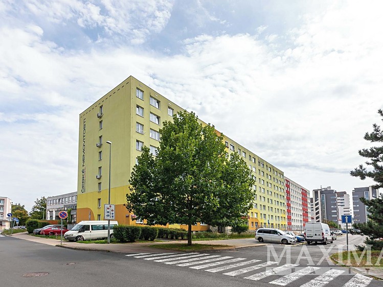 Квартира 4+kk на продаж, 82 м² (28 з 29)