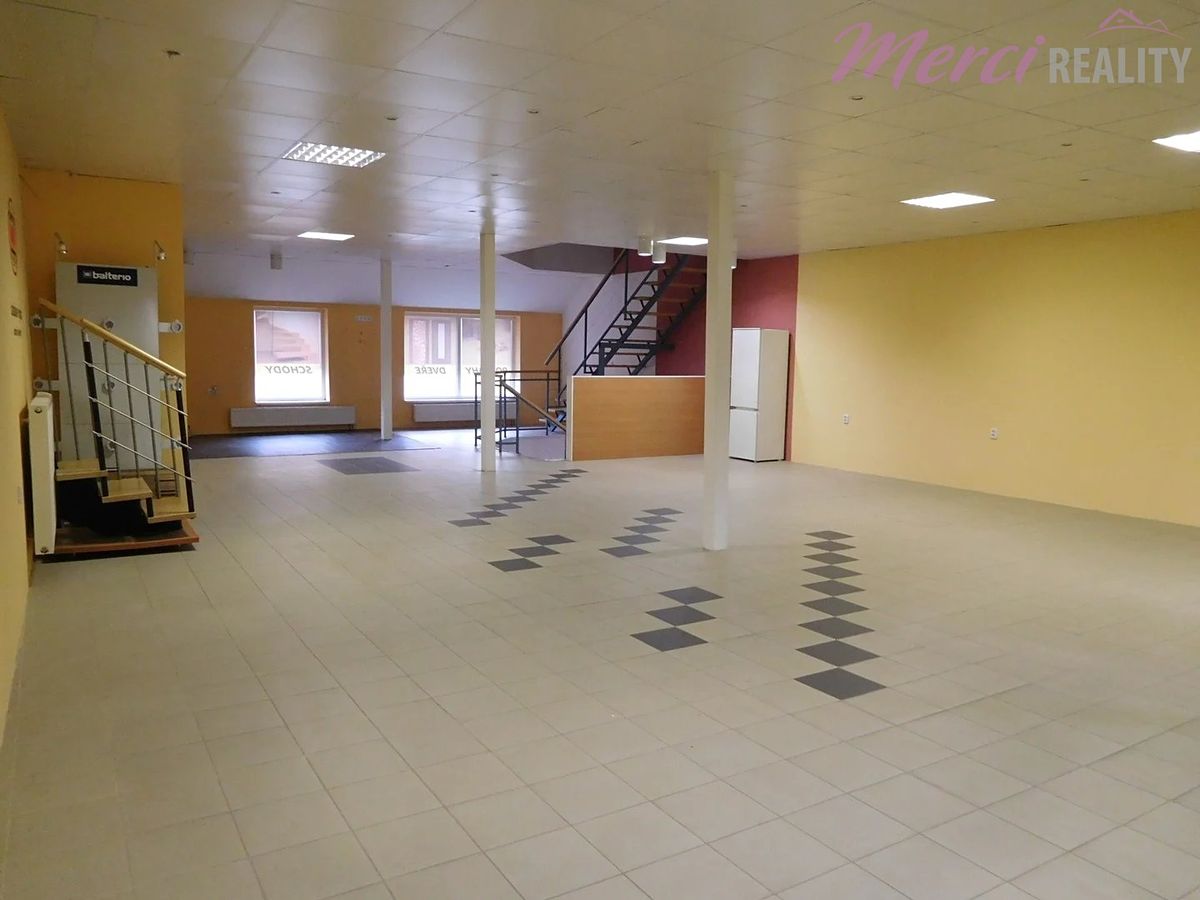 Pronájem obchodního prostoru 150 m² – fotografie 3