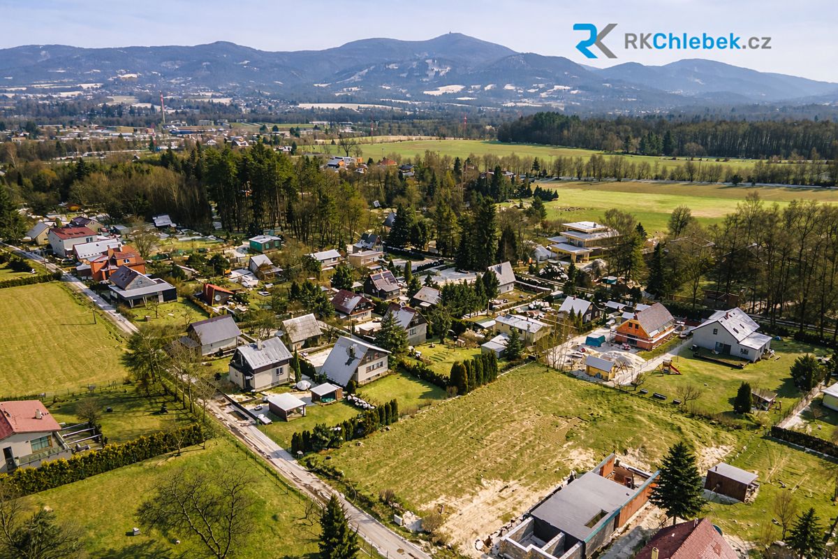 Prodej stavebního pozemku 1288 m² – fotografie 4
